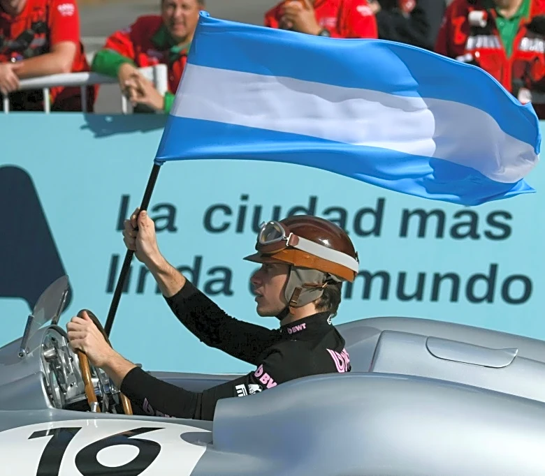 La "colapintomanía" toma las calles de Buenos Aires en un histórico show de Fórmula 1