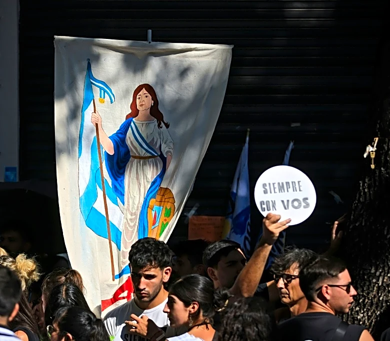 La justicia argentina confirma la orden de decomisar bienes a la expresidenta Kirchner