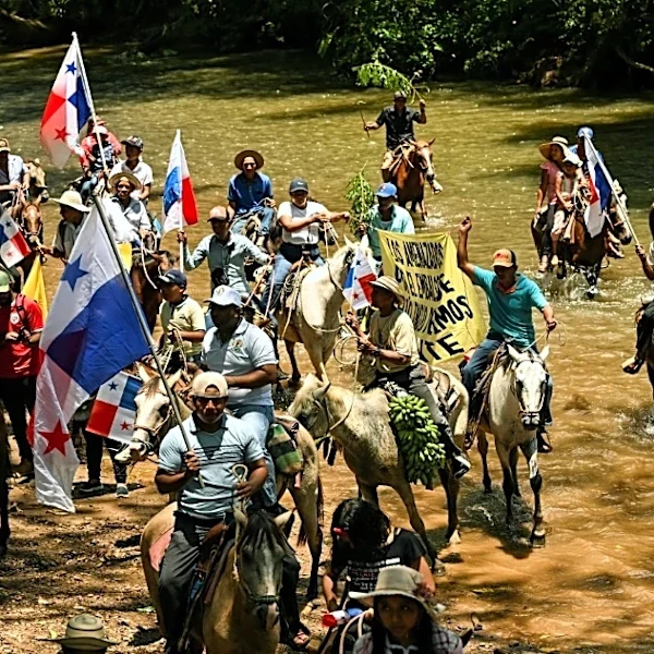 Campesinos rechazan un embalse para abastecer el canal de Panamá