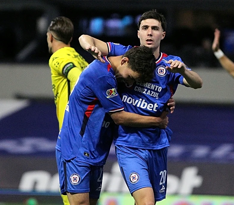 Cruz Azul gana por goleada, define los cuartos de final y se lleva un premio de un millón de dólares