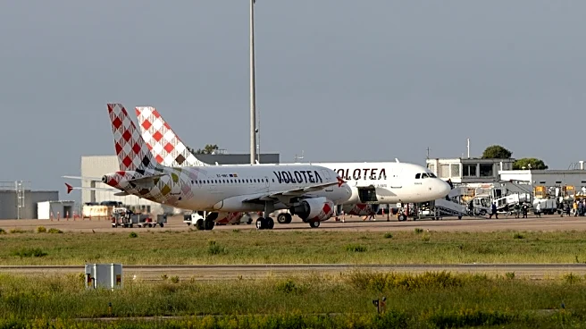 Aerolíneas de bajo costo son las primeras en cancelar vuelos por los precios del combustible