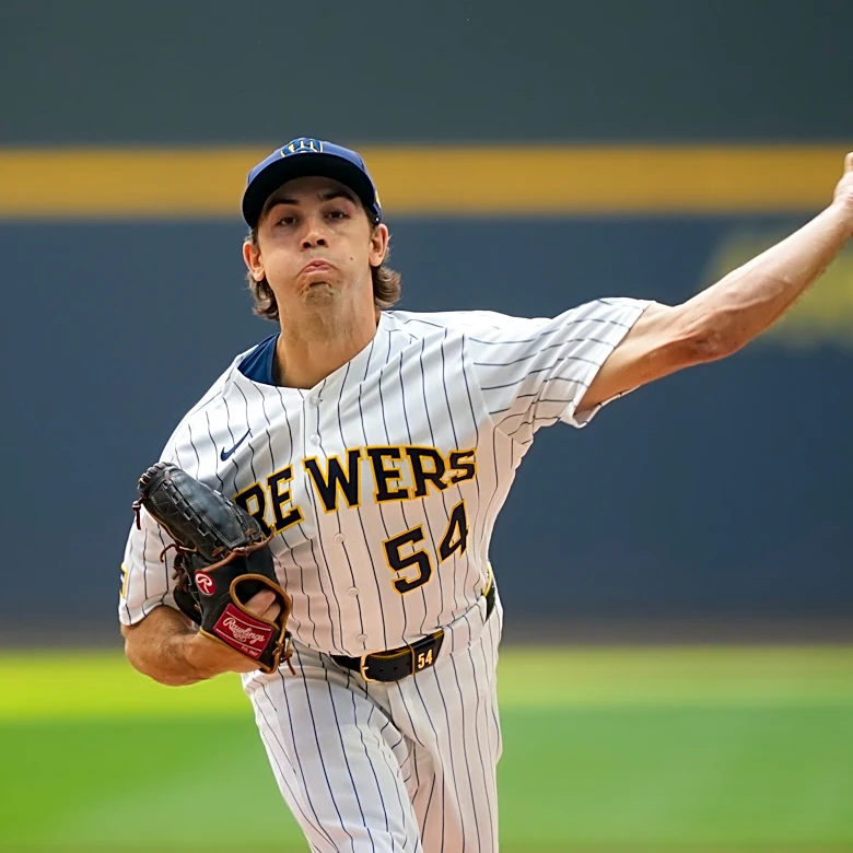 Cerveceros vencen 3-1 a Marlins con jonrón de 3 carreras de Contreras en la novena