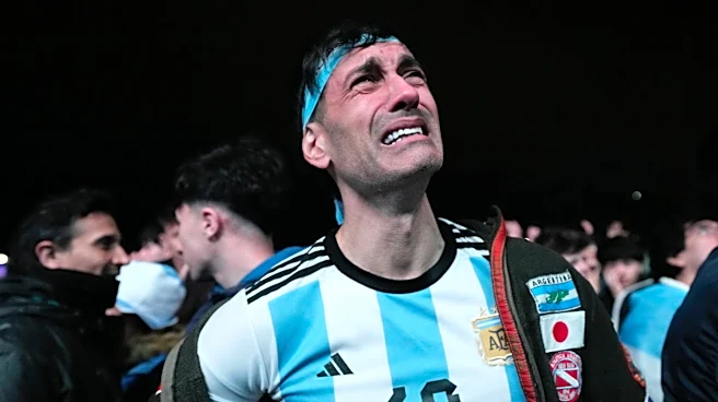 Argentinos salen a las calles para homenajear a selección pese a derrota en final del Mundial