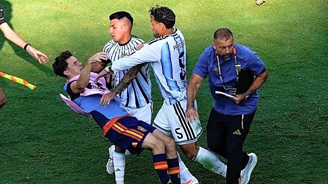 Celebraciones de España en el Mundial se ven empañadas por peleas con jugadores de Argentina