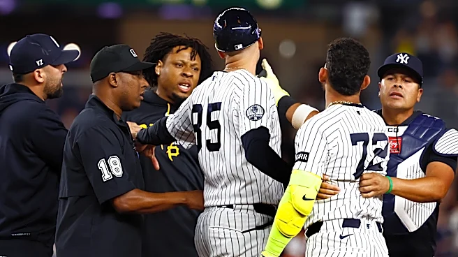 Jazz Chisholm Jr. pega 2 jonrones y remolca 5 en victoria 8-5 de los Yankees sobre Piratas