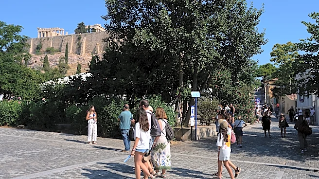 Un hombre apuñala y hiere a dos turistas cerca de la Acrópolis en Atenas, Grecia
