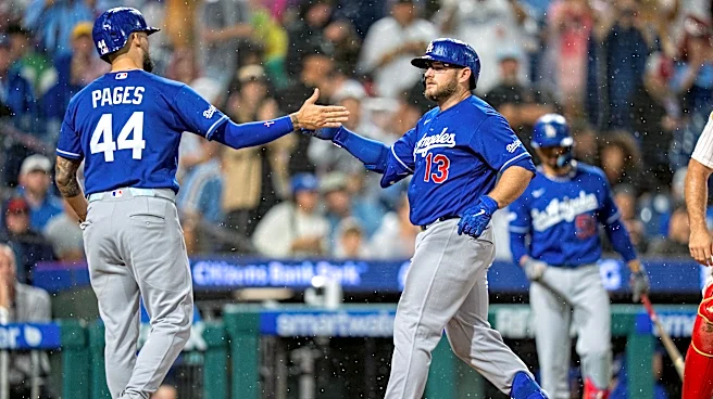 Jonrón de 2 carreras de Muncy y pitcheo de Wrobleski ayudan a Dodgers a superar 2-1 a Filis