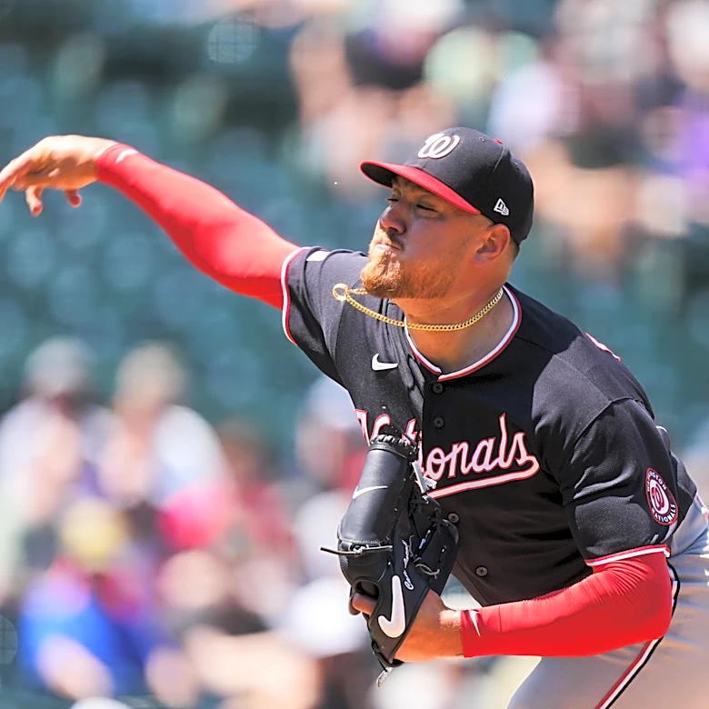 Cade Cavalli domina y los Nacionales estallan en la séptima para aplastar 8-0 a los Rockies