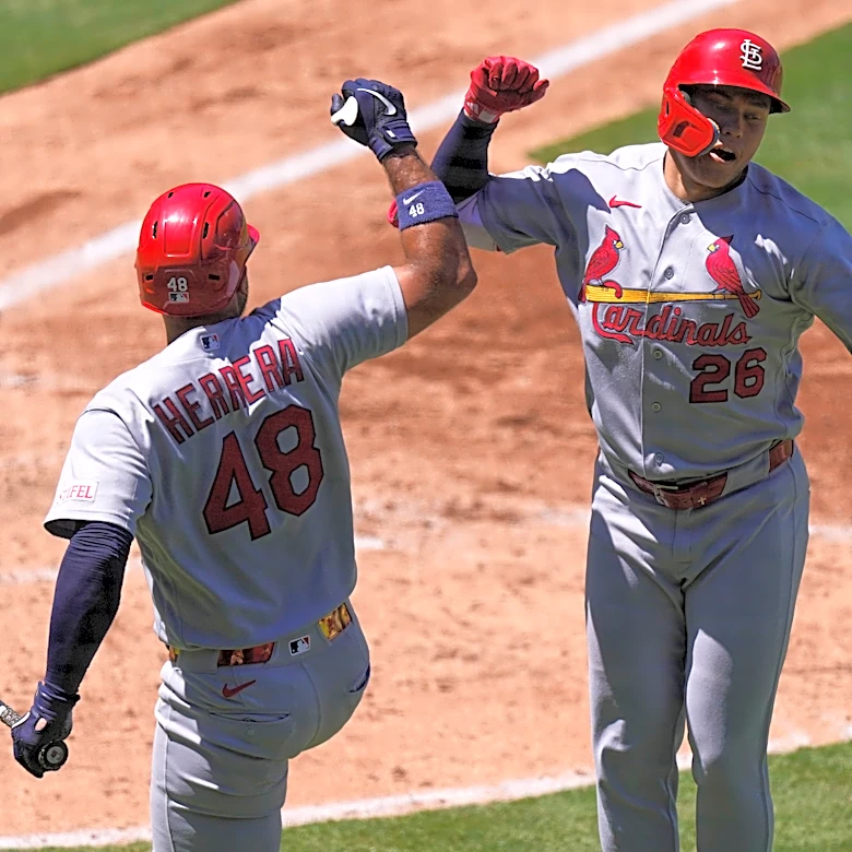 Dobbins lanza 6 entradas y Wetherholt pega jonrón en triunfo 1-0 de Cardenales sobre Angelinos