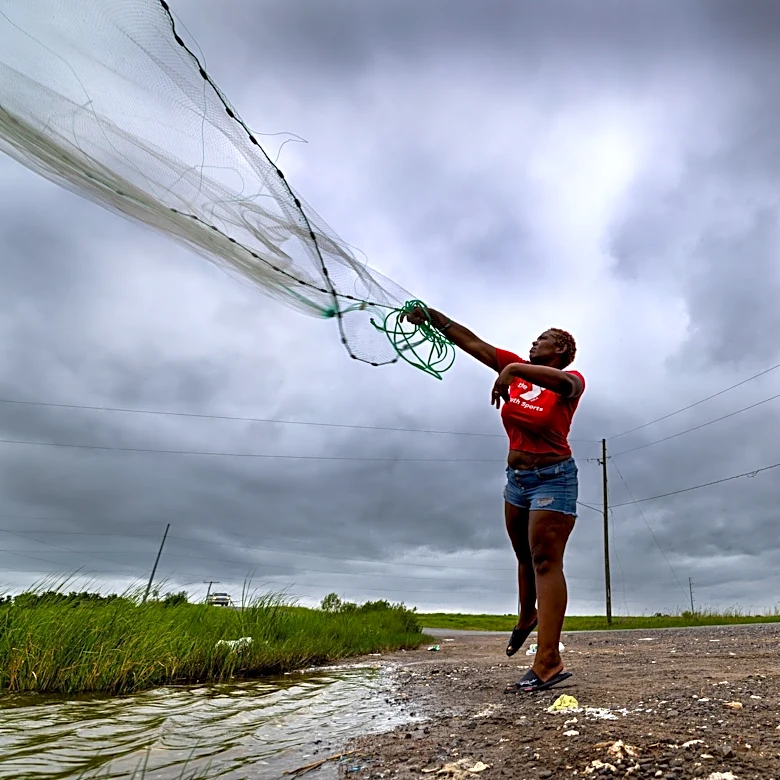 La tormenta tropical Bertha avanza hacia Texas tras rozar la costa de Luisiana