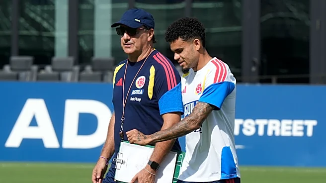 Néstor Lorenzo seguirá como técnico de Colombia