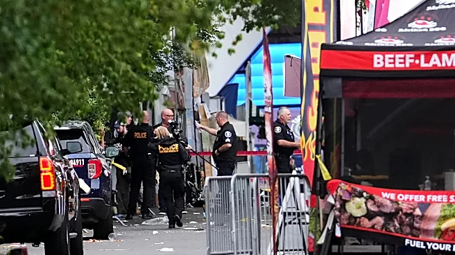 La policía busca segundo sospechoso de tiroteo en feria gastronómica en Seattle