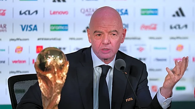 Infantino recrimina a críticos por difundir "odio y falsos rumores" sobre el Mundial