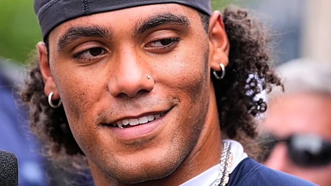 Christian González retrasa firmar oferta récord de Patriots y mantiene en privado sus motivos