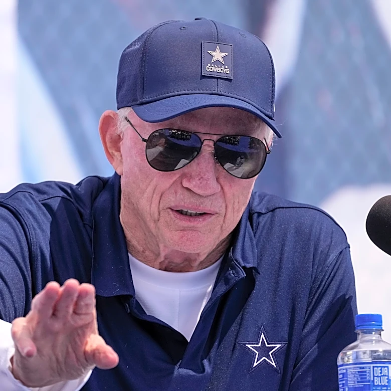 Cowboys llegan al campamento sin distracciones extradeportivas
