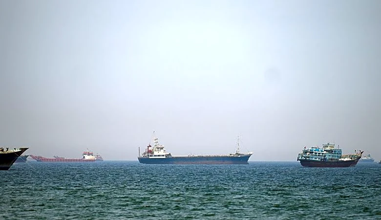 EEUU busca formar una coalición para restablecer el tráfico marítimo en el estrecho de Ormuz