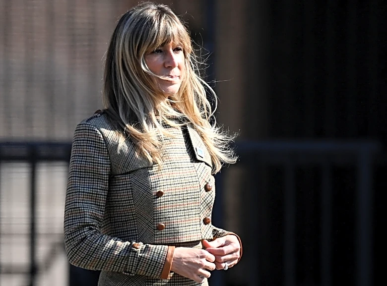 La esposa del presidente español denuncia por agresión a un "influencer" de extrema derecha