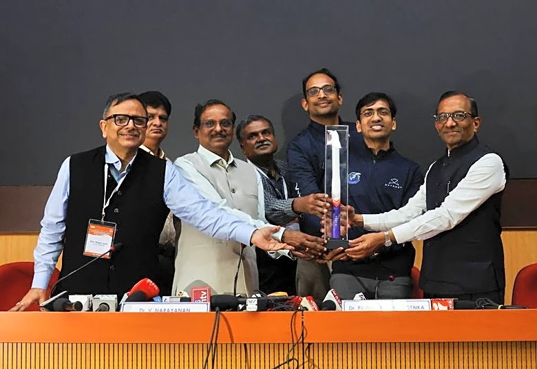 Compañía india Skyroot lanza el Vikram-1 en la primera misión orbital privada con un cohete