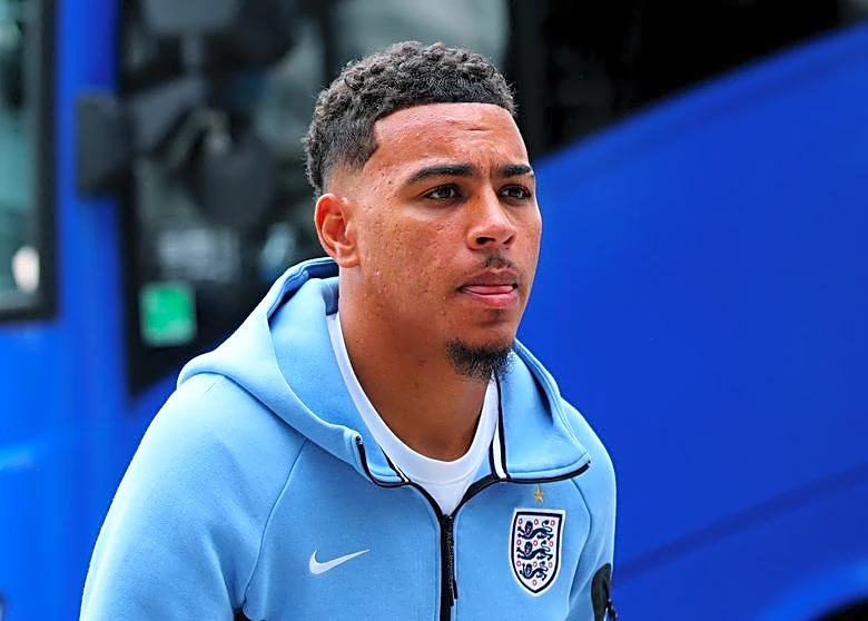 Chelsea cierra acuerdo por monto récord para fichar a Morgan Rogers, según medios británicos