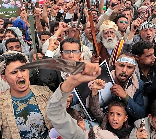 Los hutíes de Yemen afirman que impondrán un bloqueo naval contra Arabia Saudita