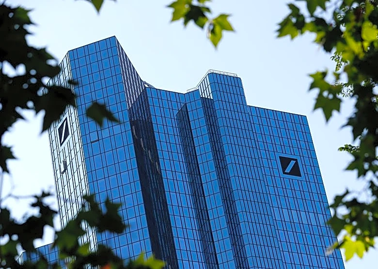 Investigadores registran sede central del Deutsche Bank por presunto fraude en operaciones fiscales