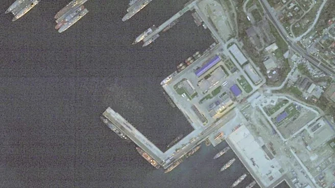 Rusia prohíbe navegación nocturna en el puerto de Novorosíisk, dicen fuentes del sector
