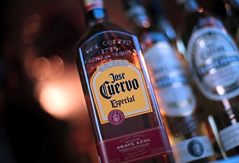 Becle, el gigante del tequila, reporta una caída del 30% de sus ganancias del segundo trimestre