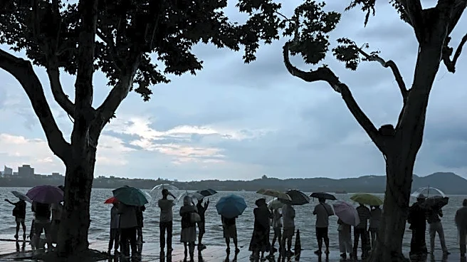 China se prepara para fuertes lluvias mientras se acerca la tormenta tropical Noul