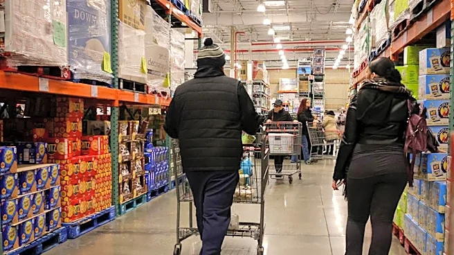 Confianza de los consumidores estadounidenses se modera en julio