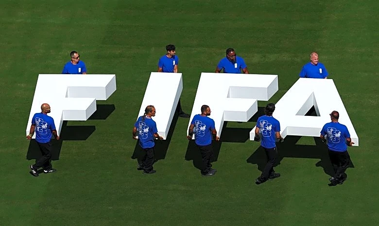 FIFA considera la venta de participación en una nueva entidad de 20.000 millones de dólares: fuente