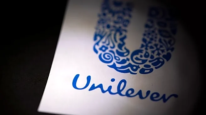 Acciones europeas suben gracias al impulso que da Unilever a los valores del sector de consumo