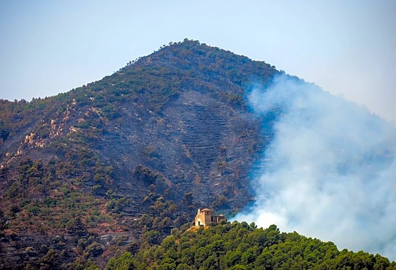 Francia y España luchan por contener los incendios mientras las temperaturas vuelven a dispararse