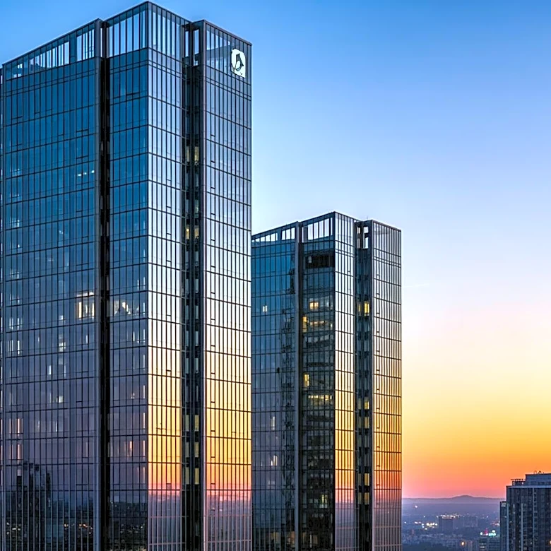 St. Regis Chicago: el rascacielos que redefine el skyline de la ciudad