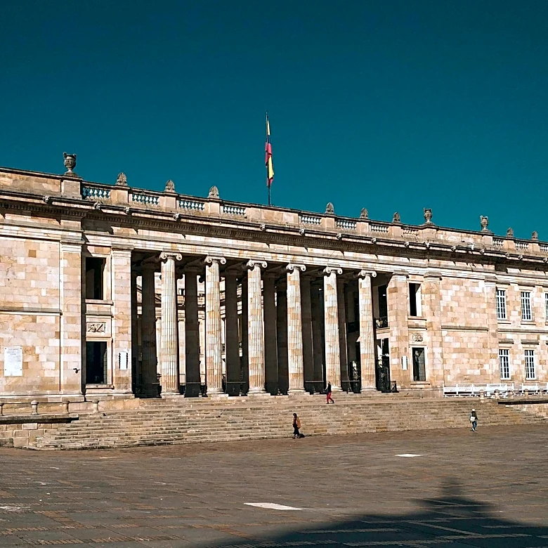 La institución que ha documentado más de un siglo de historia colombiana