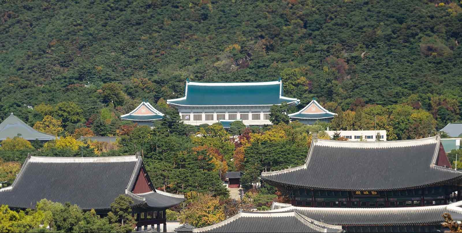 South Korea to award Trump its highest medal, gift him a golden crown