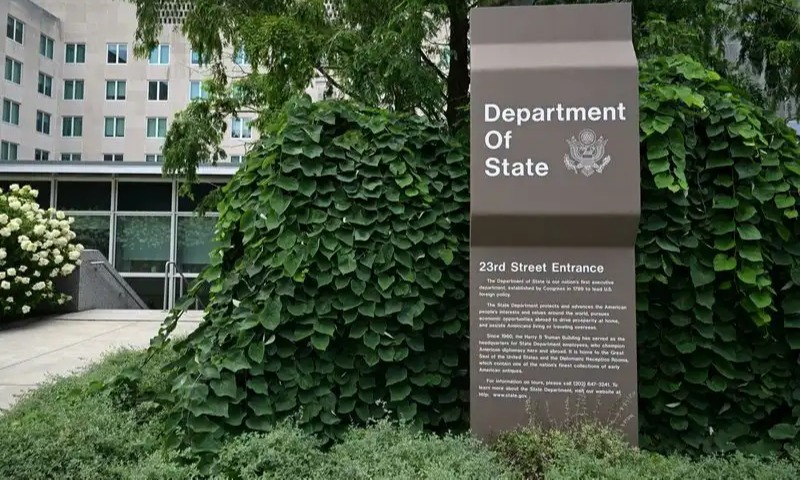 US issues warning over Iran-aligned militias in Iraq amid efforts to help stranded citizens