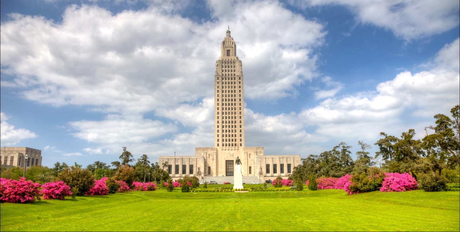 Suspect dead after 8 children killed, 2 women wounded in Louisiana shooting