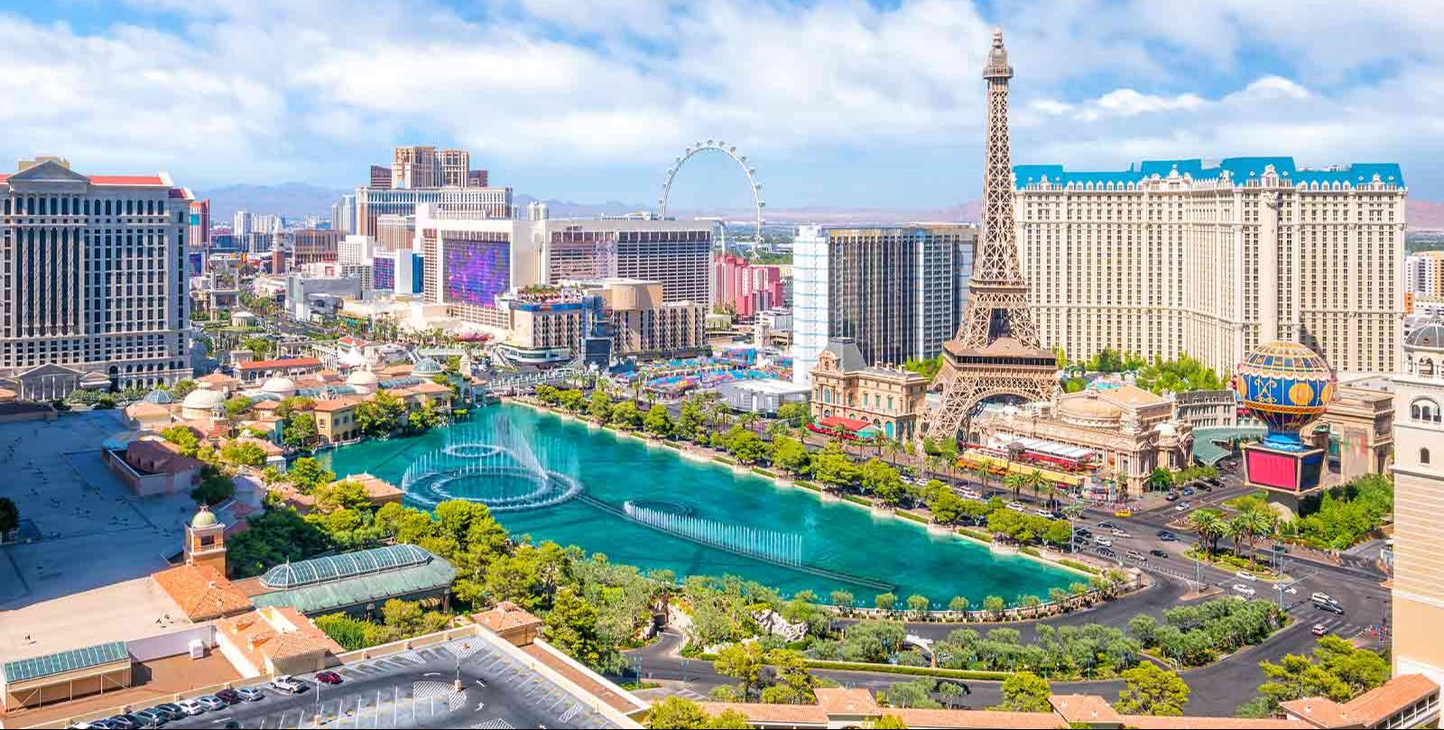 VIDEO | Las Vegas welcomes new year with spectacular fireworks show