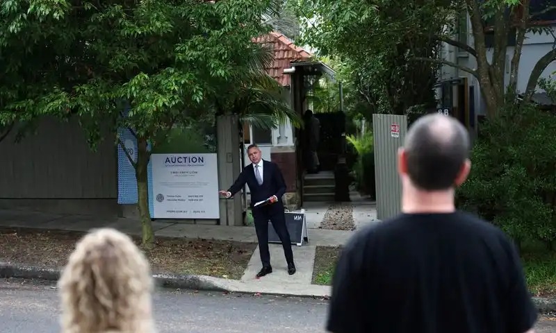 Australia's home prices extend declines in August as downturn deepens