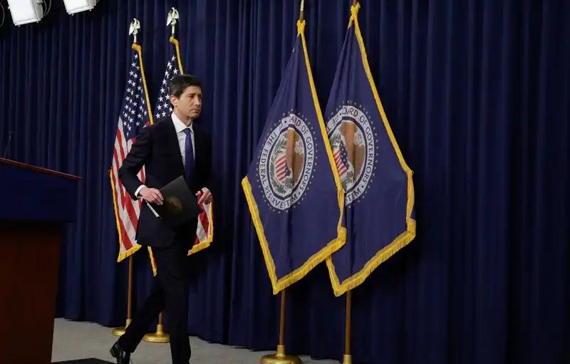 Analysis-Fed builds credibility, but hawkish turn leaves investors edgy