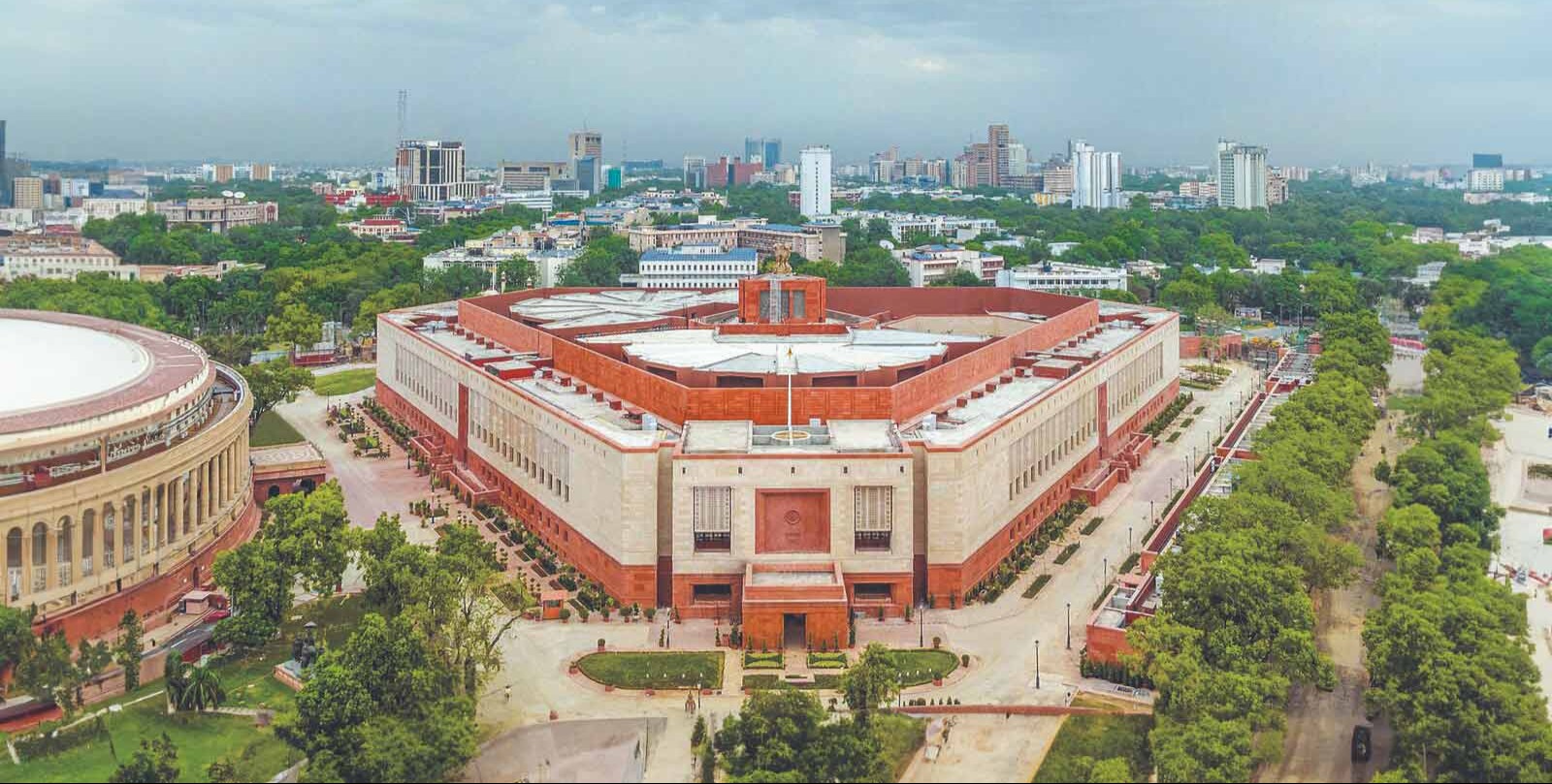 India agrees to boost trade and strategic ties with UAE amid regional tensions