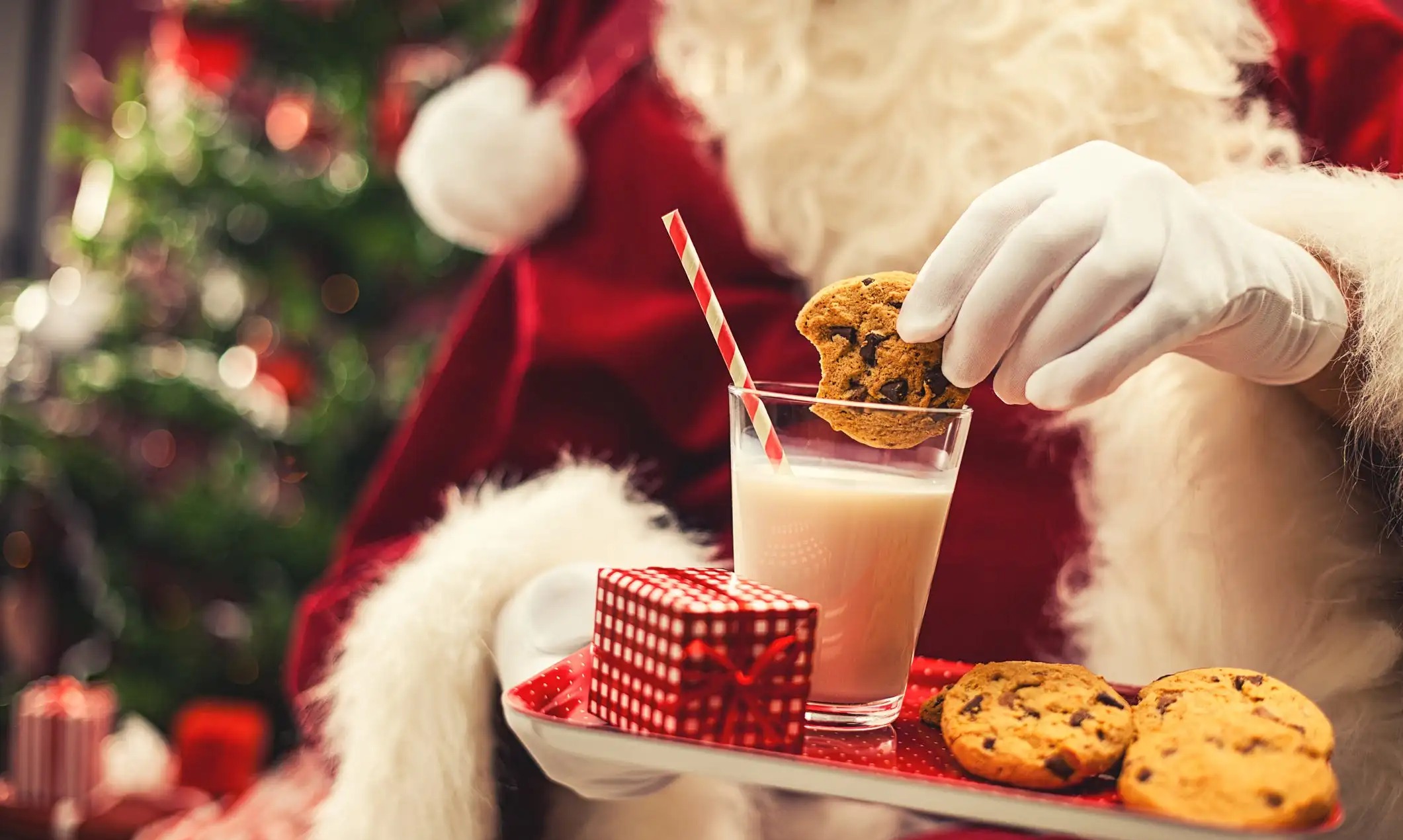 VIDEO | Thousands of Santas race through Madrid and Rome for charity