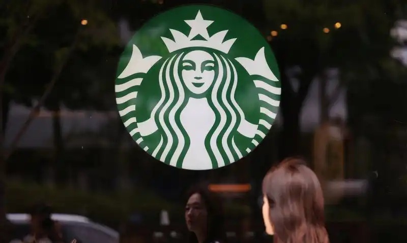 Starbucks shares rise as Niccol's turnaround gains momentum