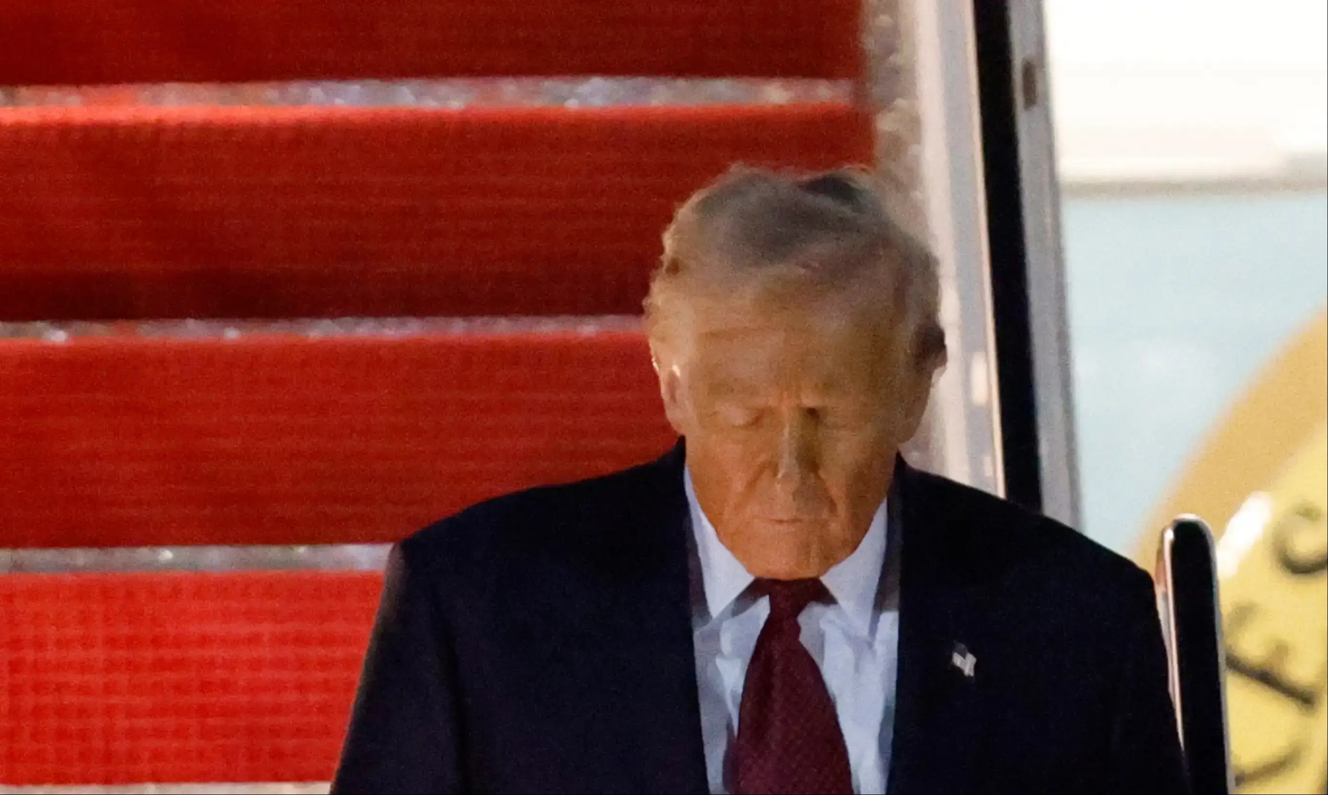 The Latest: New York, LA and Chicago among dozens of airports facing flight cuts due to shutdown