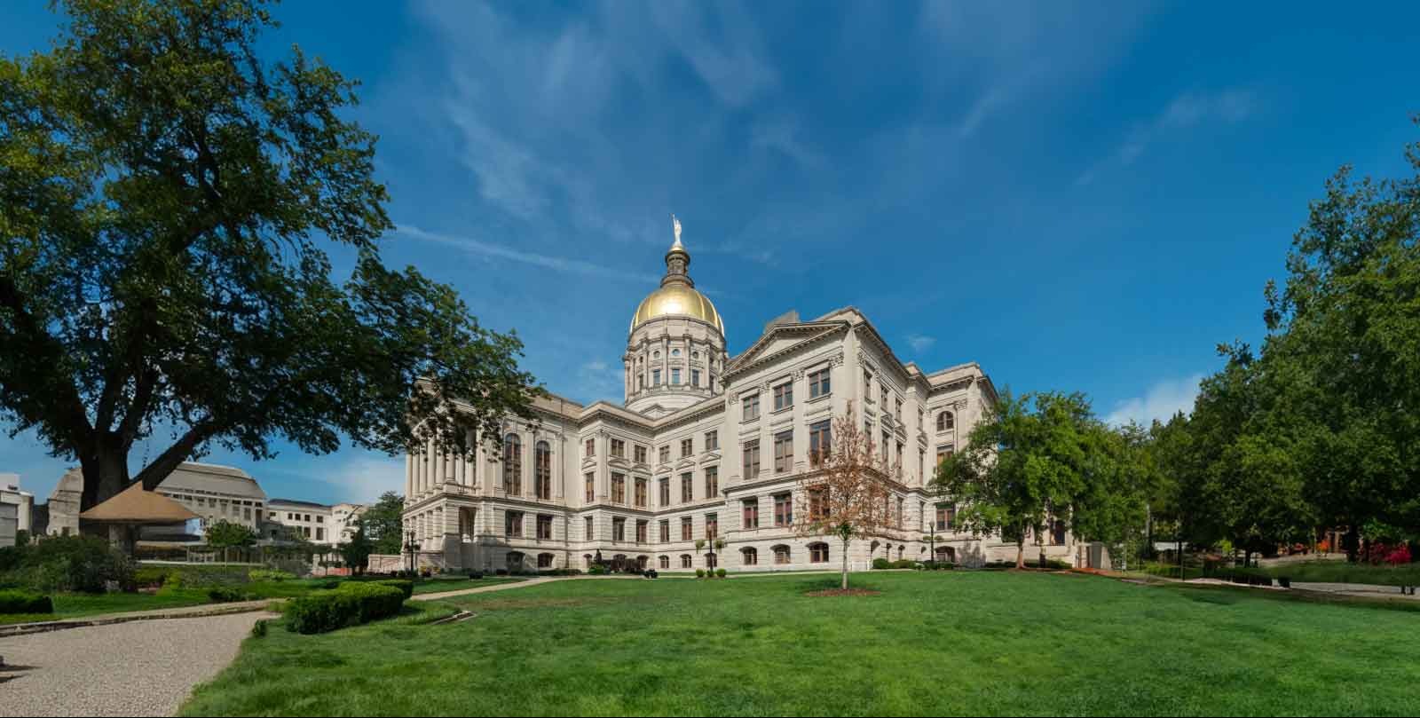 Fani Willis to face Georgia Senate questions about Trump prosecution, despite legal disputes