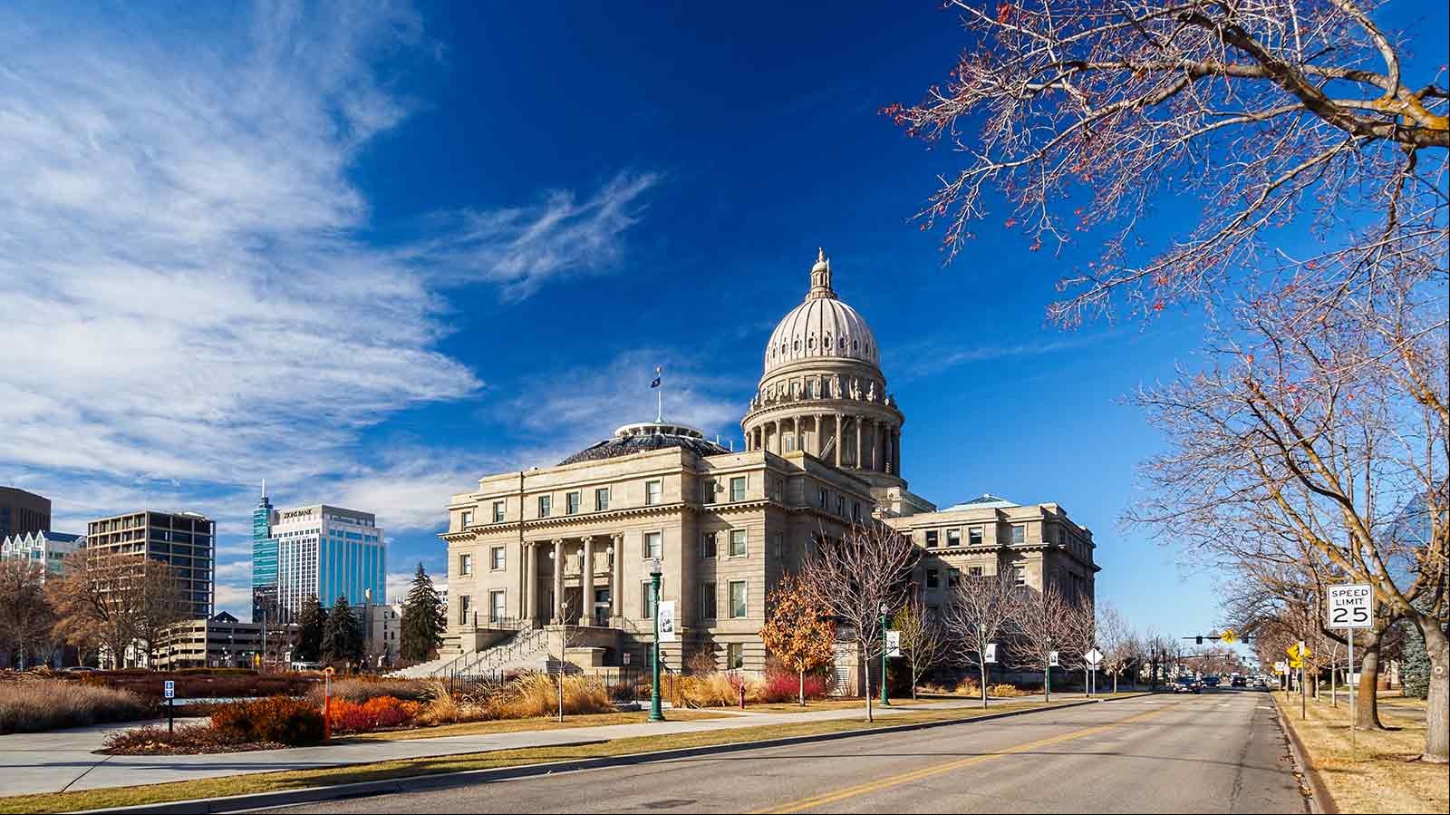 In-Person and Online Registration Deadlines in Idaho