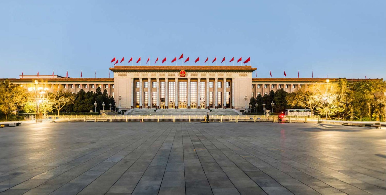 Keir Starmer meets Xi Jinping in Beijing in bid to improve UK-China relations and boost trade