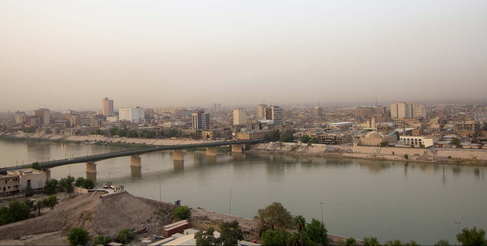 VIDEO | Thick fog blanketing the Iraqi capital, temporarily halts flights at airport