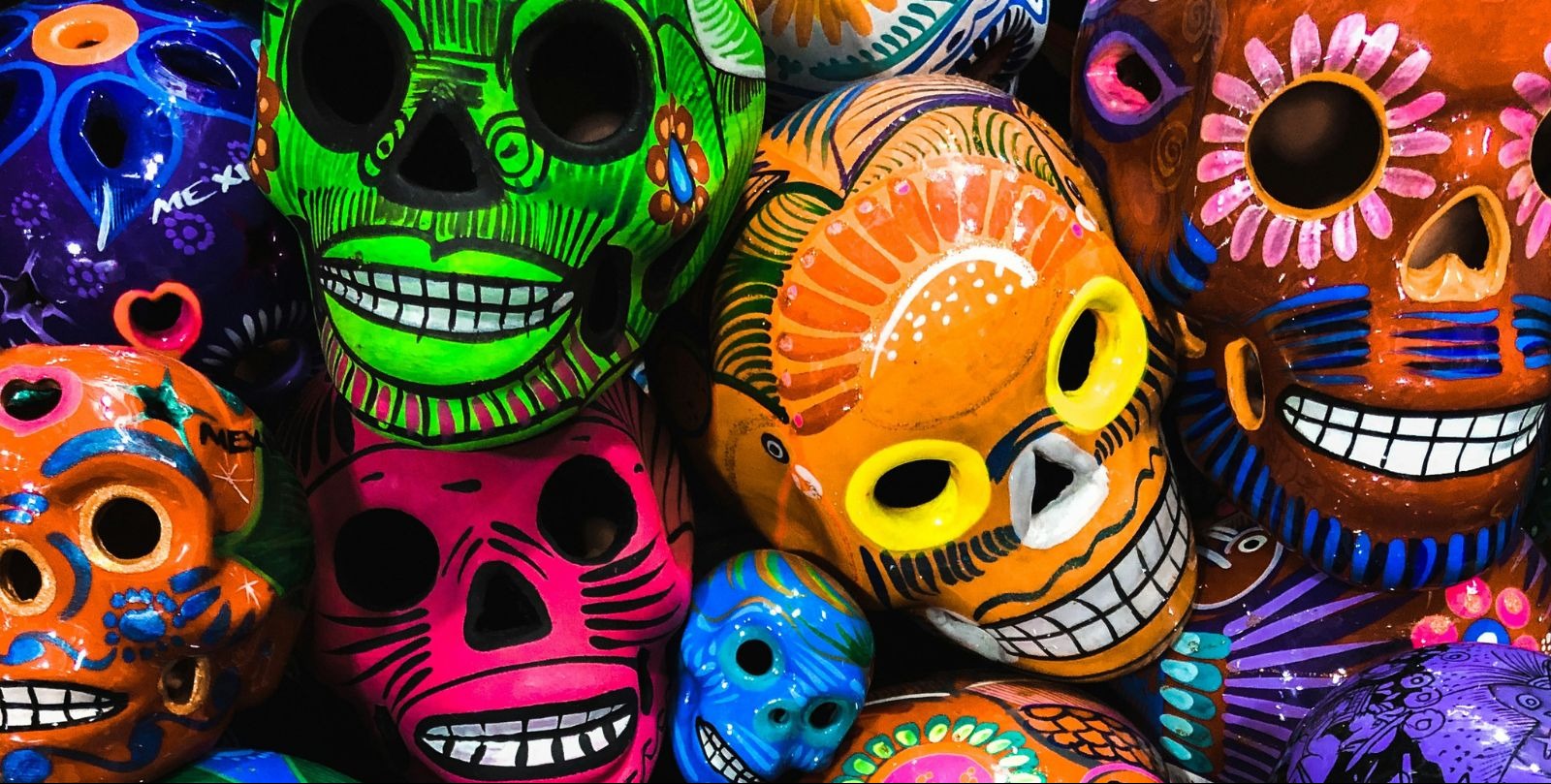 VIDEO | Day of the Dead commemorations rally community despite immigration fears