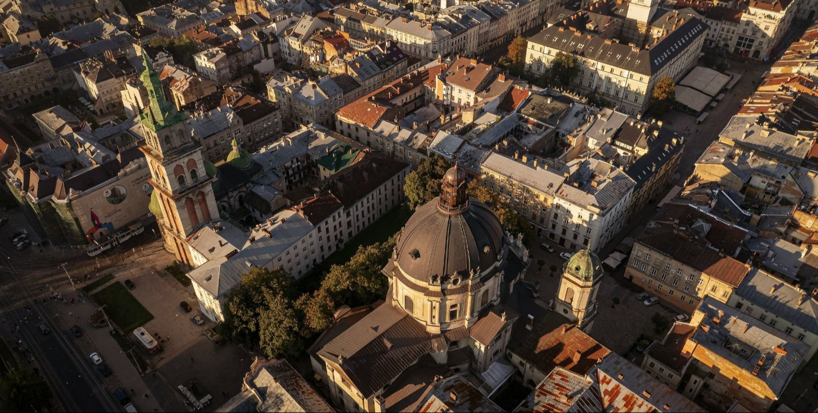 VIDEO | Residents of Lviv, Ukraine react in aftermath of Russian Oreshnik missile strike